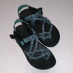 Chacos Purple and Teal Vibram Size 6